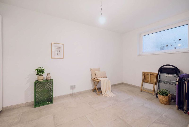 Hochwertiges Eckreihenhaus in Ruhelage mit gro�em Garten, Keller, PV-Anlage und zwei Stellpl�tzen /  / 1220&nbsp;Wien / Bild 10